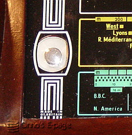 
    Beautiful tuning dial and case in good condition
    
